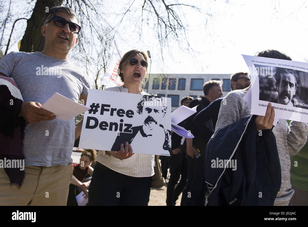 Berlin, Berlin, Germany. 9th Apr, 2017. About three dozen cars drove from the Karl-Marx-Allee through Kreuzberg to the Turkish embassy in TiergartenstraÃŸe to protest for freedom of the press and the release of the German-Turkish journalist DENIZ YUCEL in Turkey. YUCEL, a German-Turkish dual national, with Die Welt, faces up to 10-1/2 years in prison after being arrested on charges of propaganda in support of a terrorist organization and inciting public violence. Credit: Jan Scheunert/ZUMA Wire/Alamy Live News Stock Photo