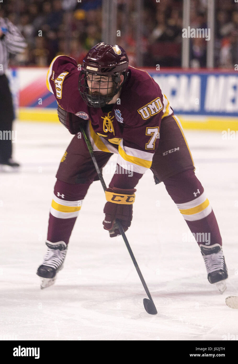 Chicago, Illinois, USA. 08th Apr, 2017. Minnesota Duluth forward Adam Johnson (7) during NCAA