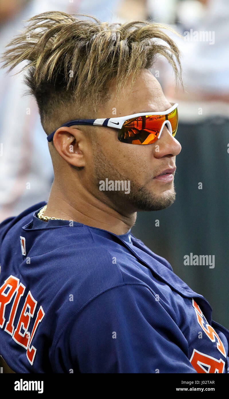 yuli gurriel glasses