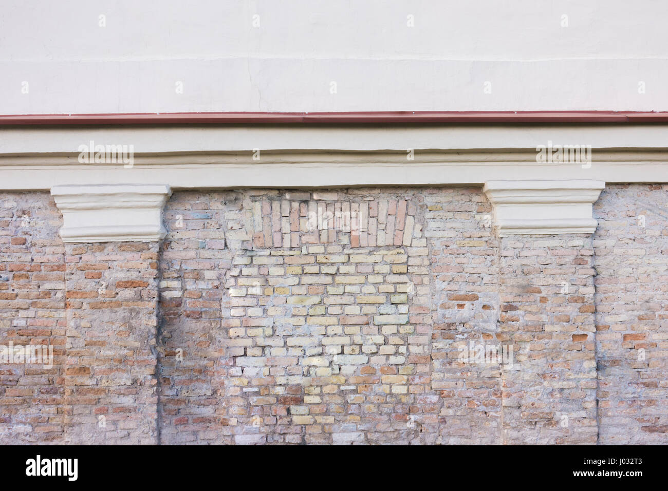 Empty old grungy red brick wall texture background Stock Photo - Alamy