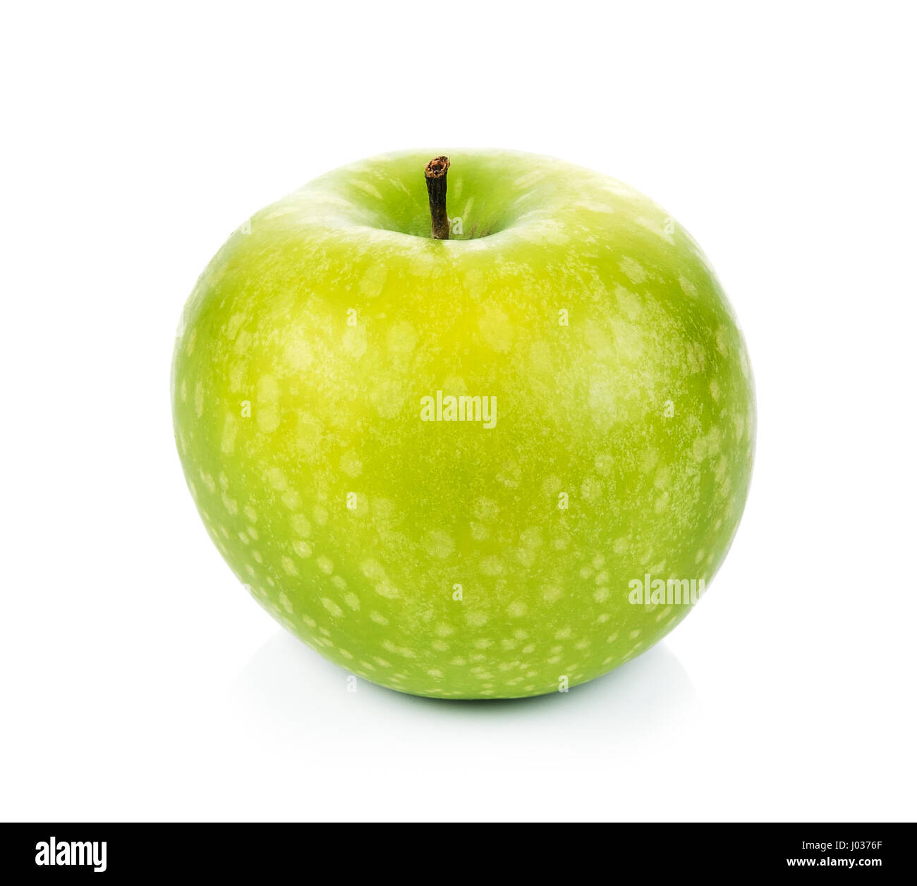A Green apple isolated on white background Stock Photo - Alamy