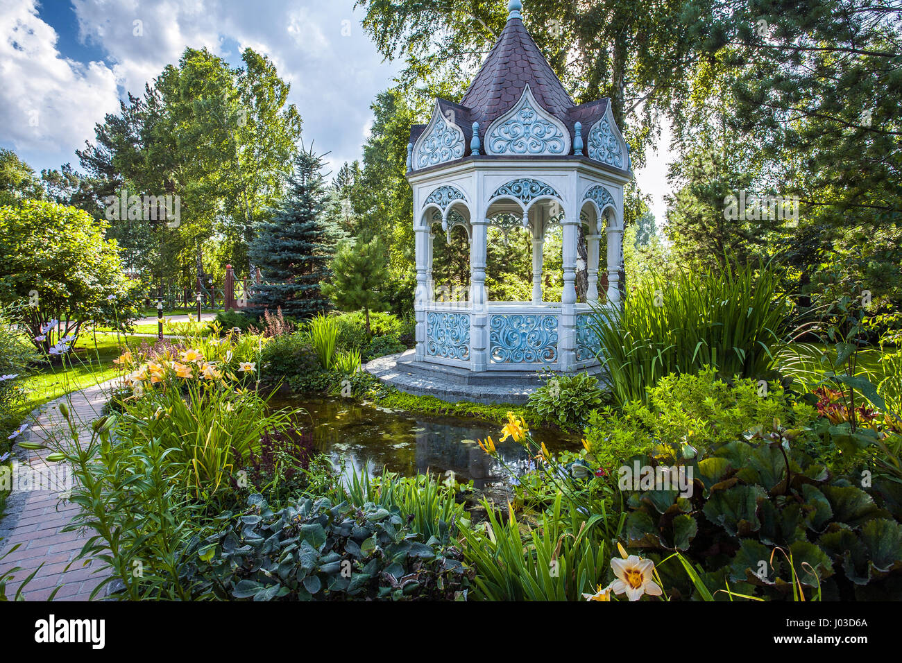 summer garden with alcove Stock Photo Alamy
