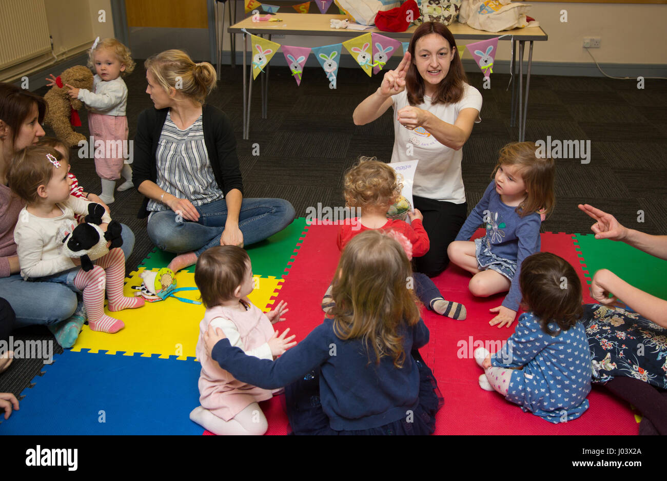 Baby & Toddler sign language class Stock Photo Alamy