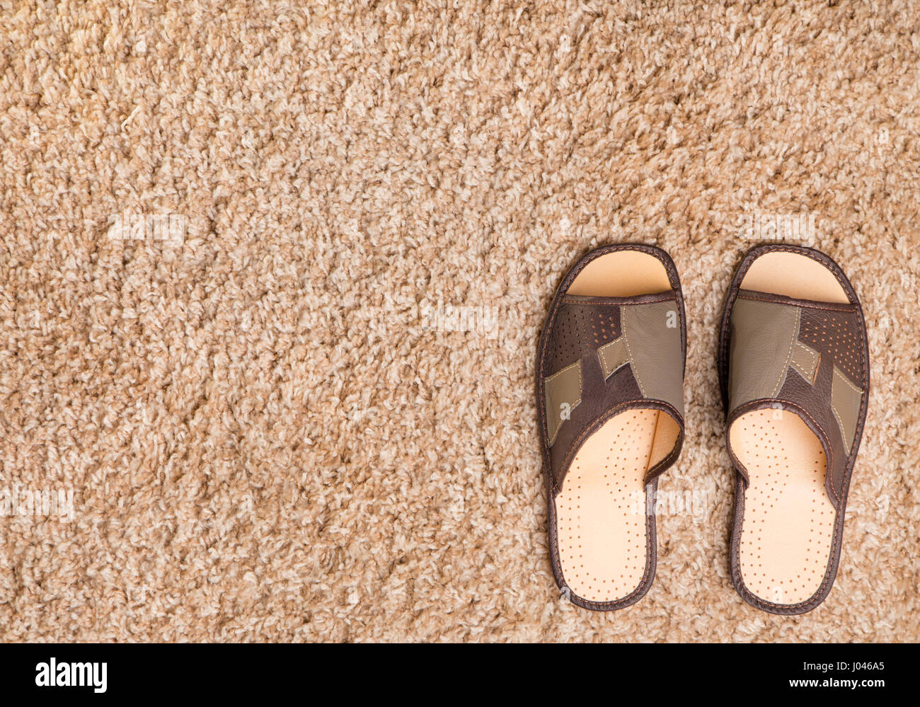 mens carpet slippers