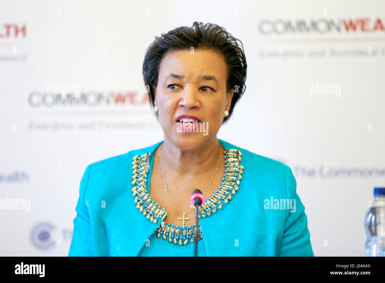 Press briefing following Commonwealth Ministers responsible for trade, industry and investment round table meeting in Marlborough House, Pall Mall, London, to start an 'Agenda for Growth' across the Commonwealth’s 52 member countries.  Featuring: Patricia Stock Photo