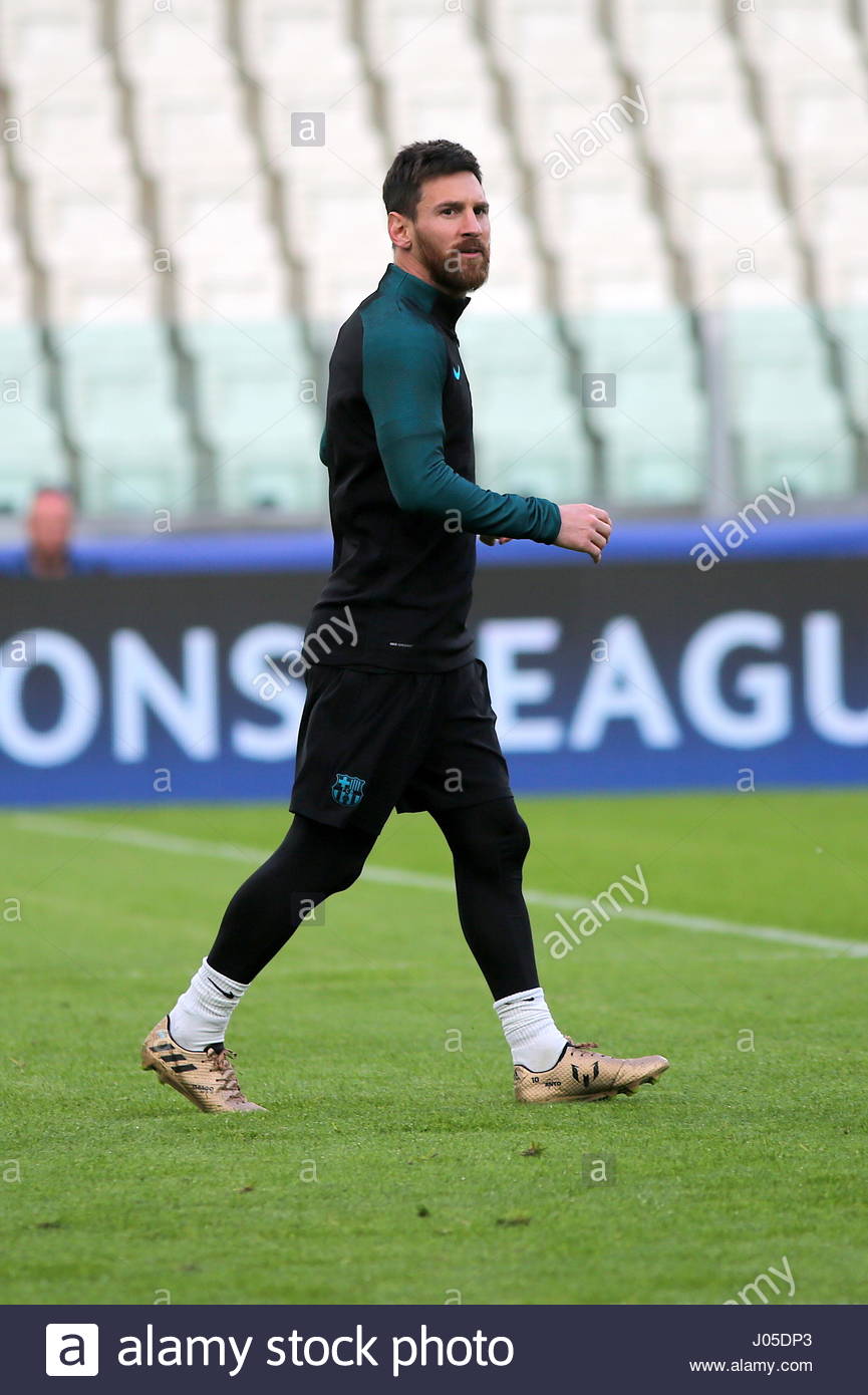 Fcb Training Stock Photos Fcb Training Stock Images Alamy