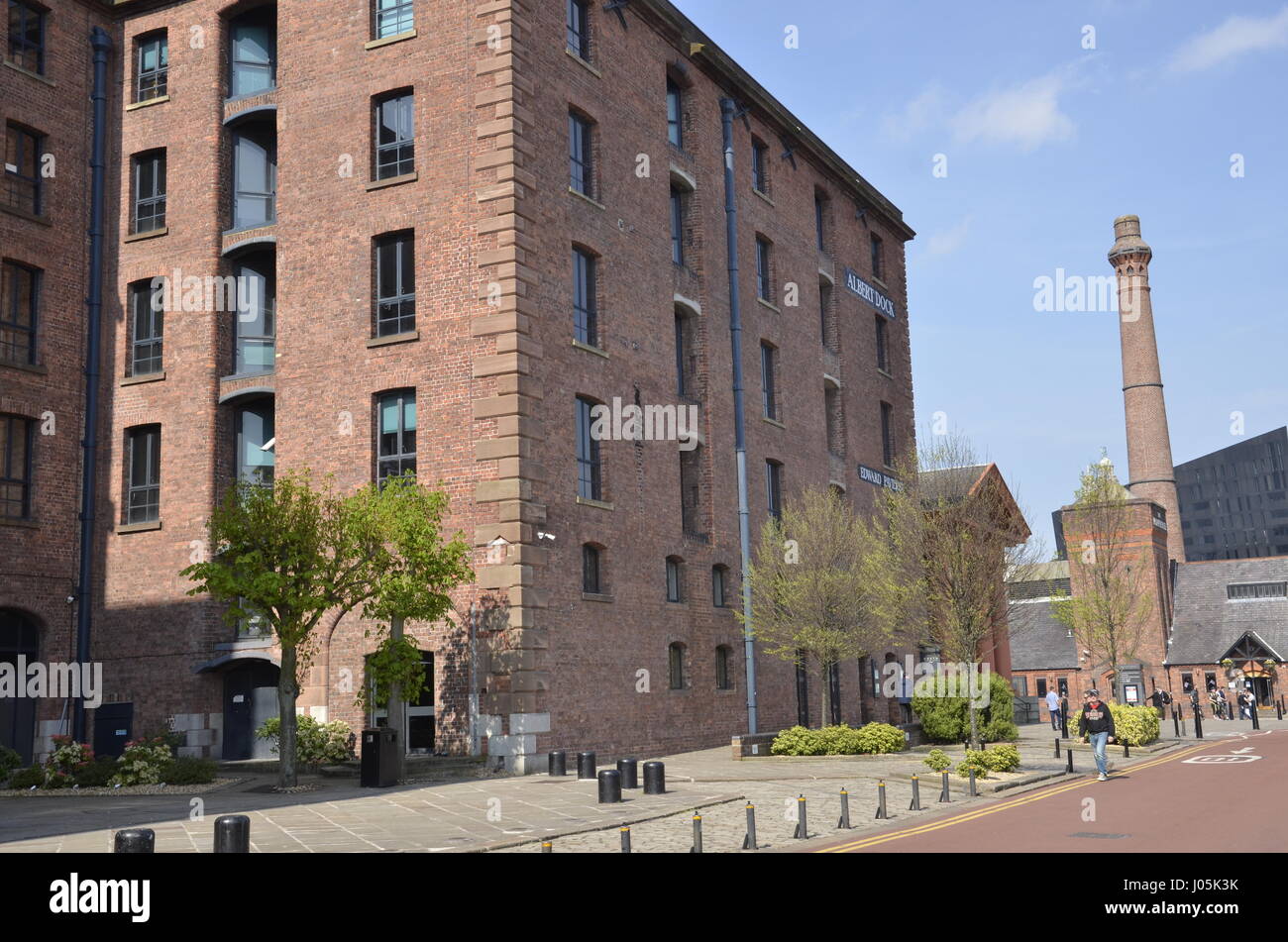 Albert Dock in Liverpool, Merseyside, designed by Jesse Hartley and Philip Hardwick.The once working dockland area is a tourist and leisure attraction Stock Photo