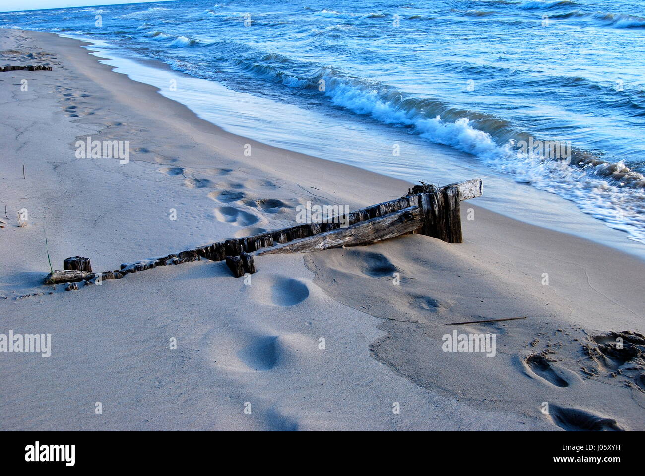 Holland sea wall hi-res stock photography and images - Alamy