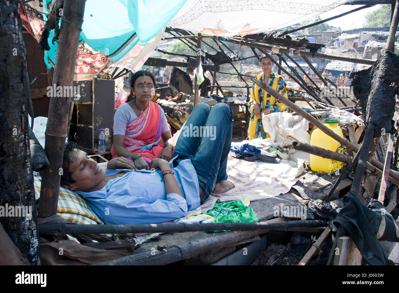 Slum fire, damu nagar, kandivali, mumbai, maharashtra, india, asia Stock Photo