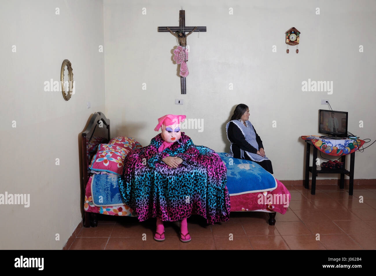 Large mexican family hi-res stock photography and images - Alamy