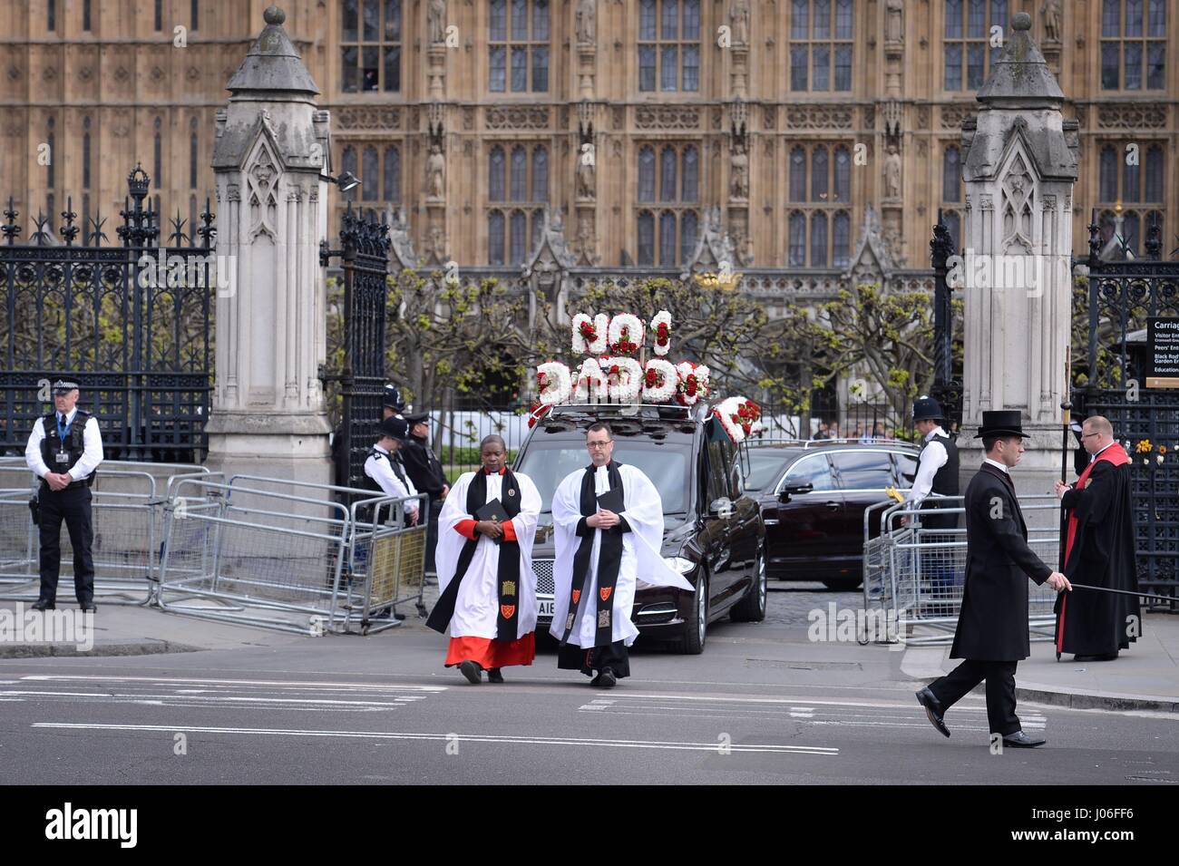 The coffin of Pc Keith Palmer leaves the Palace of Westminster in London on its way to Southwark Cathedral after resting overnight. Stock Photo