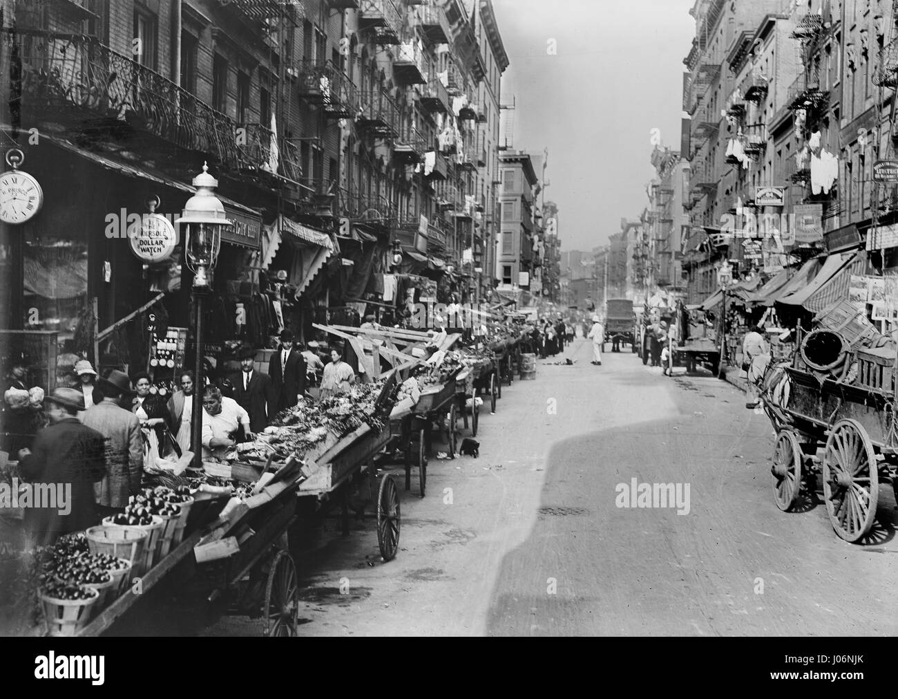 Italian Neighborhood with Street Market, Mulberry Street, New York City, New York, USA, Detroit Publishing Company, 1900 Stock Photo