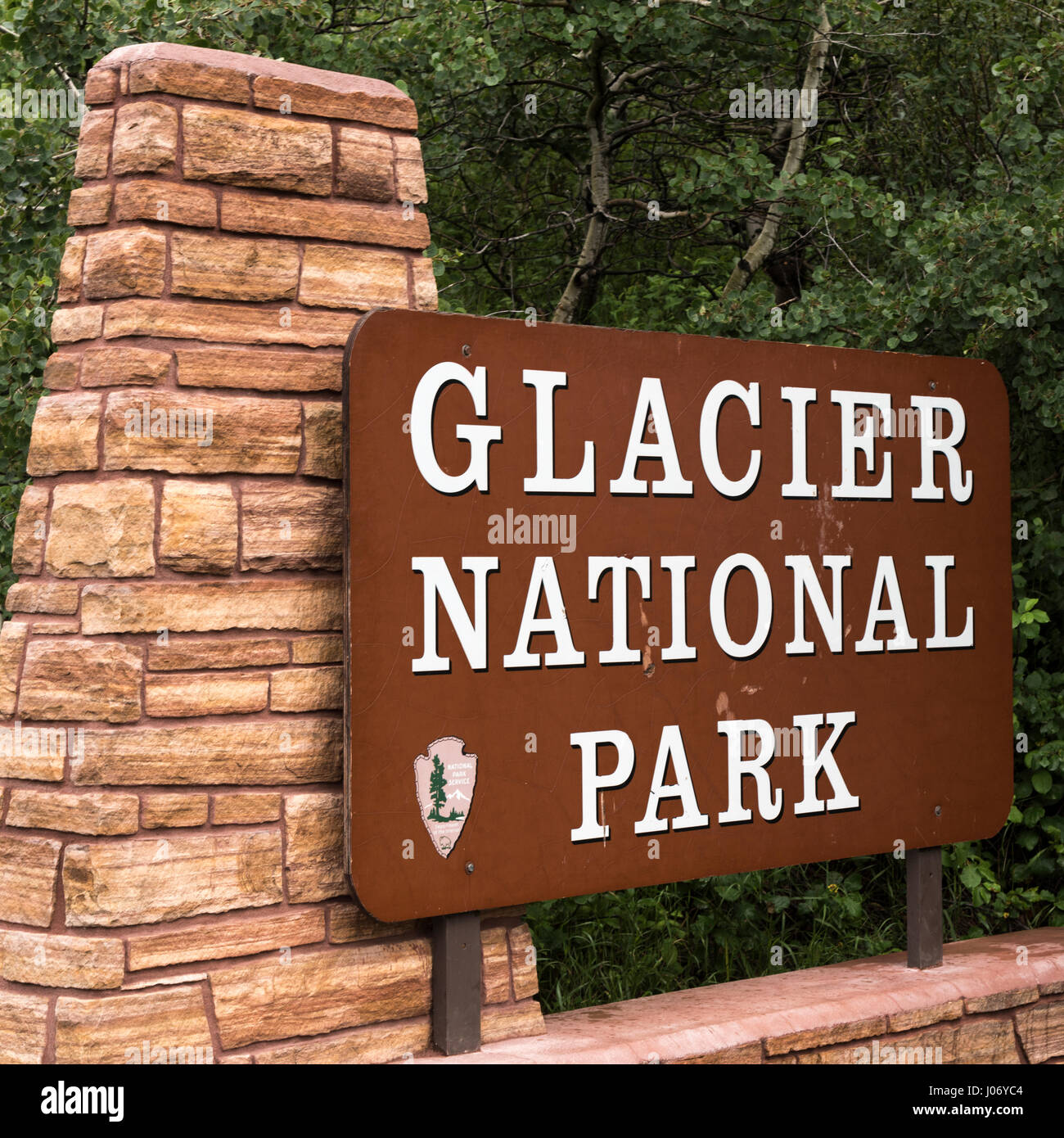 Glacier national park entrance sign hires stock photography and images