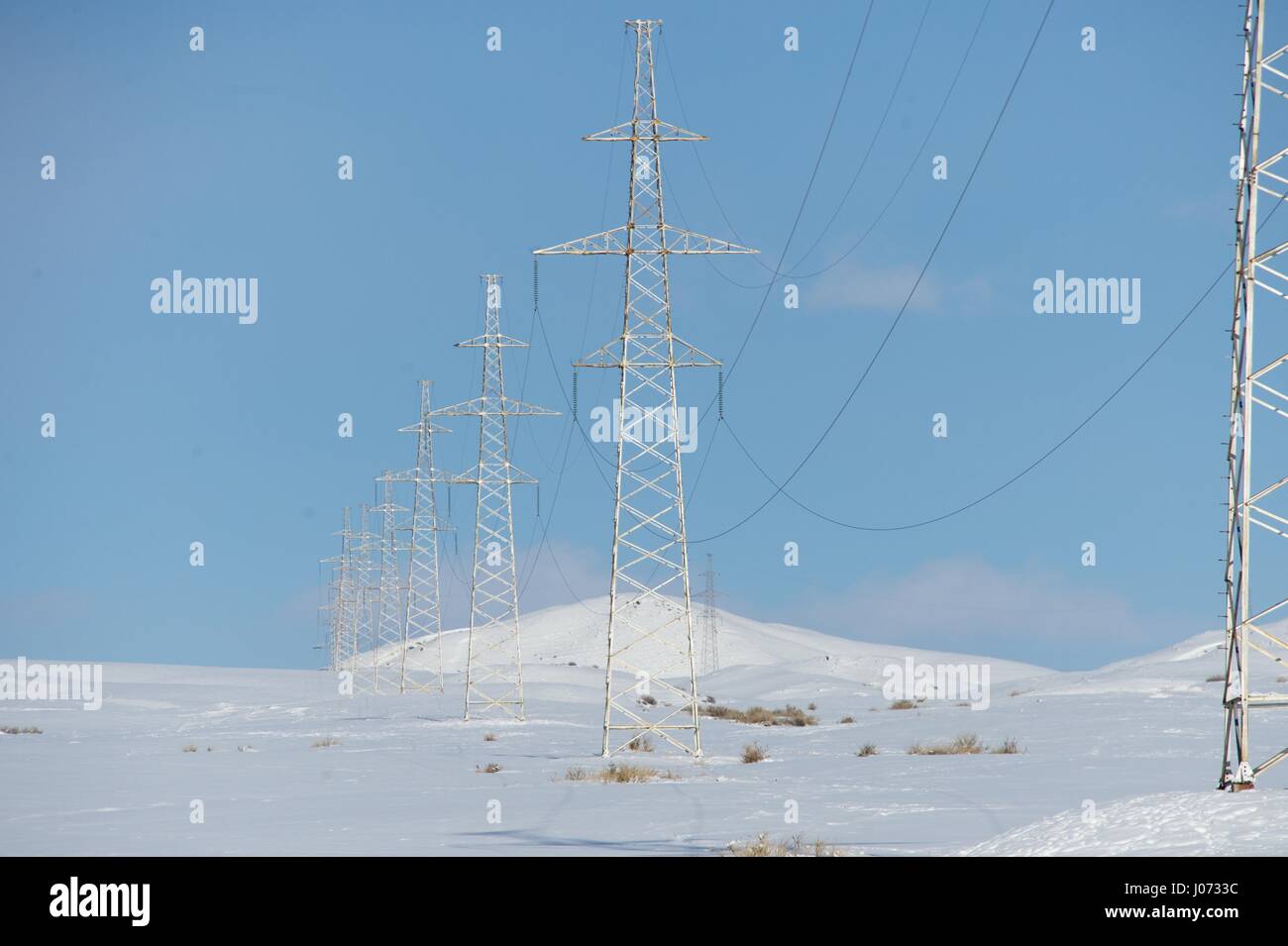 Electric power transmission in Mongolia Stock Photo - Alamy