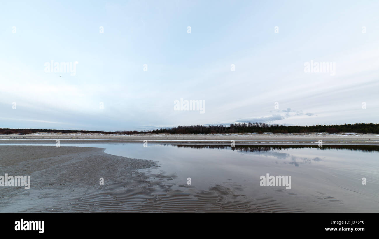 Beautiful calm sunset over the sea. Sunrise in the sea Stock Photo - Alamy