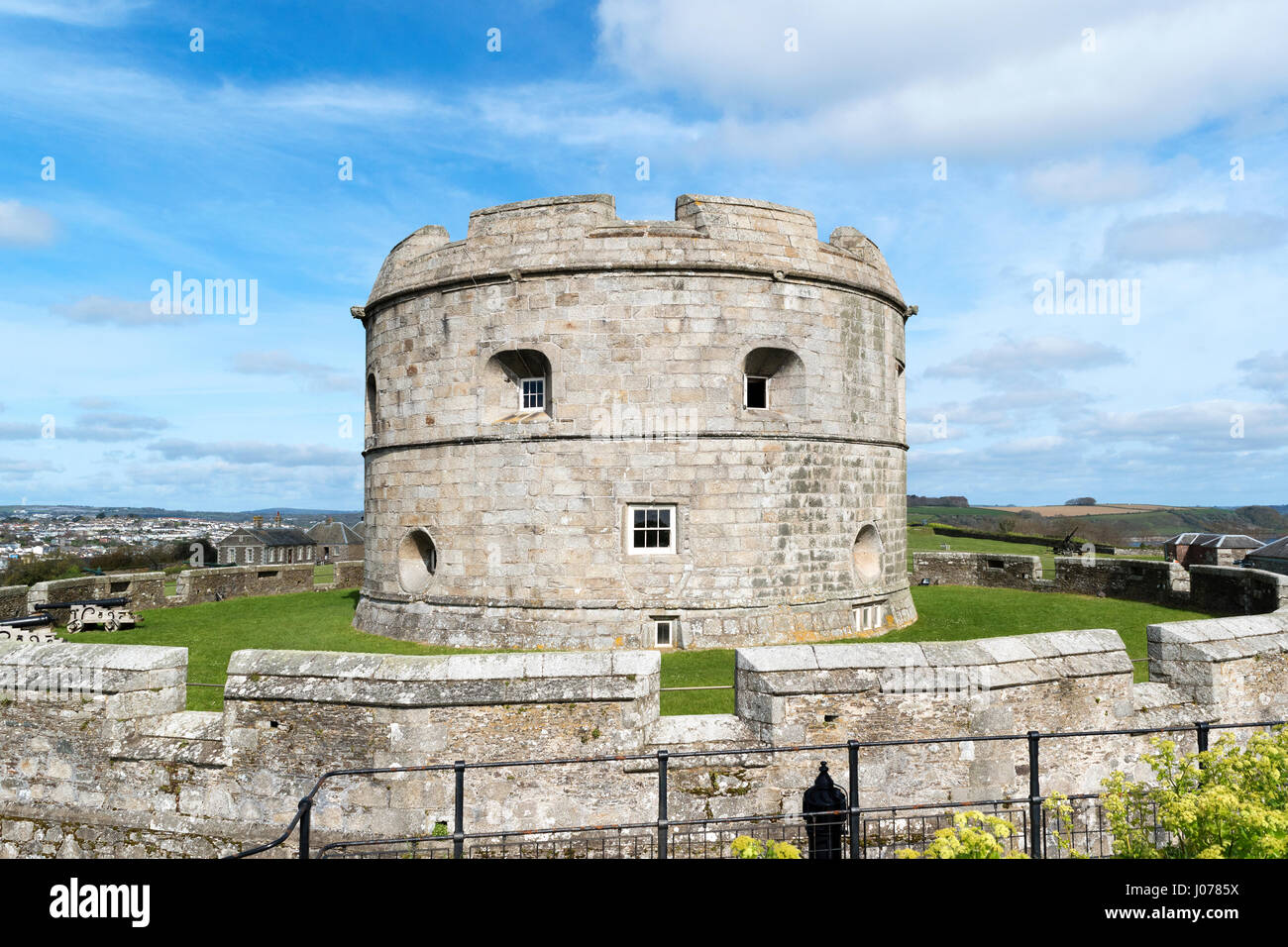 Pendennis castle cornwall historic hi-res stock photography and images ...