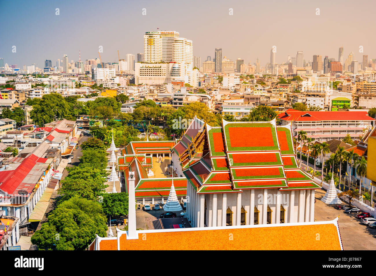 Aerial view of Bangkok monastery and modern office buildings Stock ...