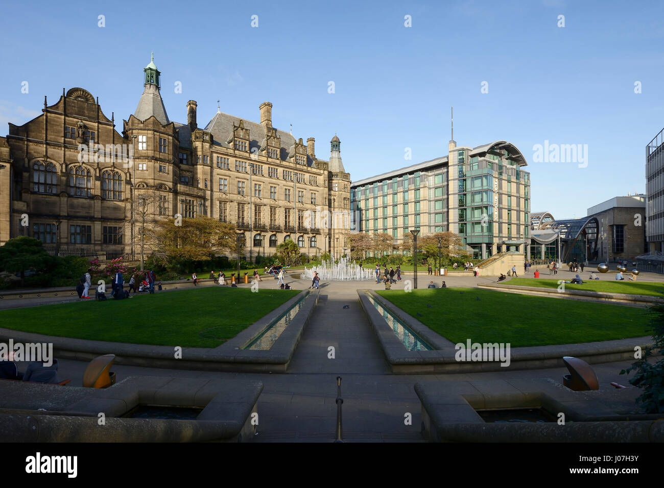 Sheffield town centre hi-res stock photography and images - Alamy