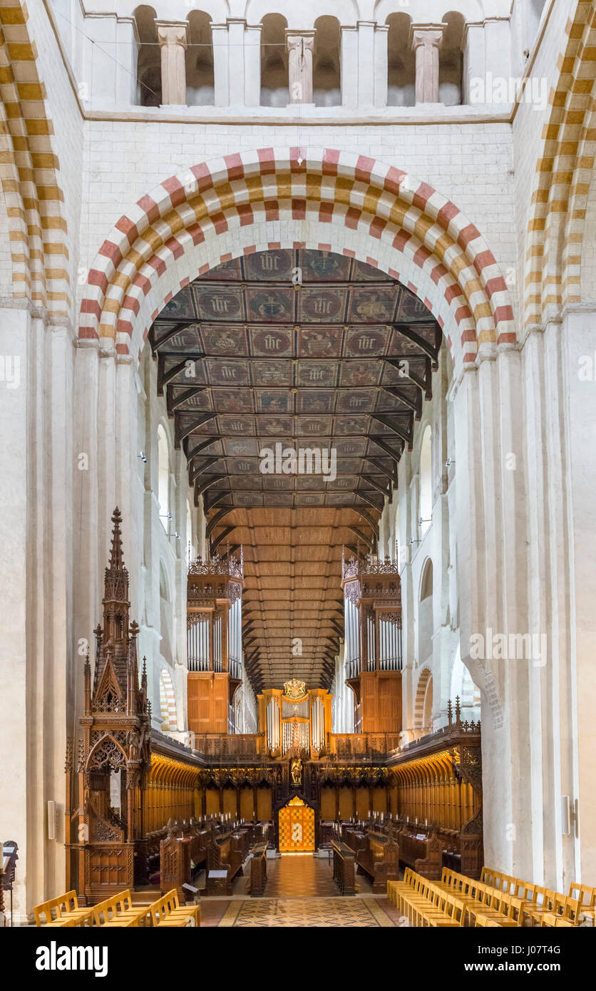 St Albans Cathedral. The quire lookin towards the organ, Cathedral and Abbey Church of St Alban, St Albans, Hertfordshire, England, UK Stock Photo