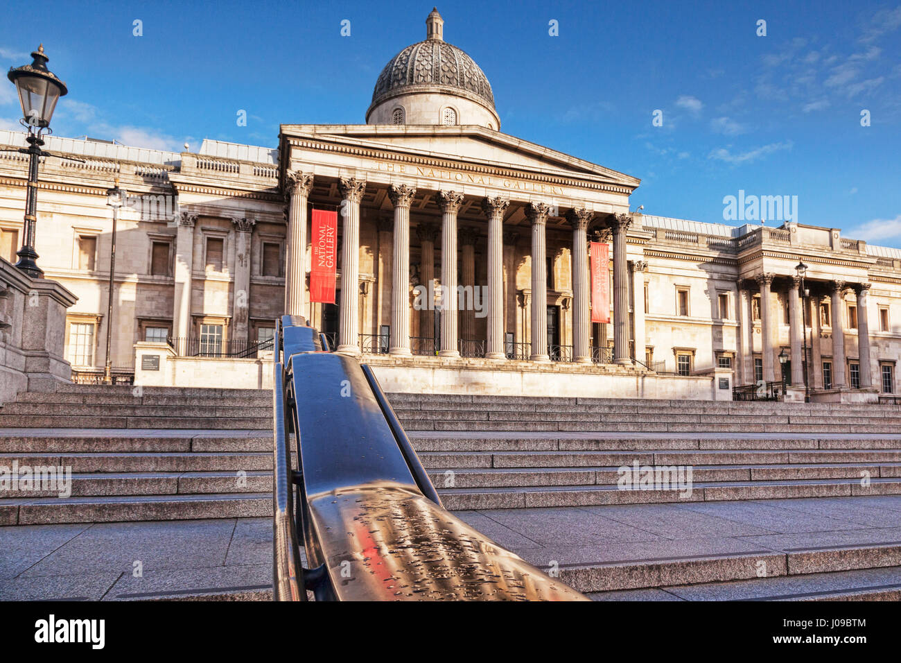 National Gallery, Trafalgar Square, London England UK Stock Photo