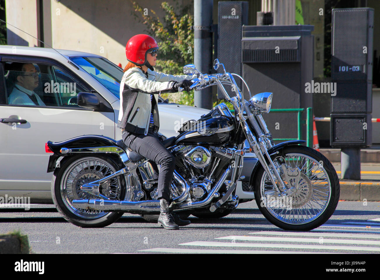 harley-davidson-dealer-tokyo-japan