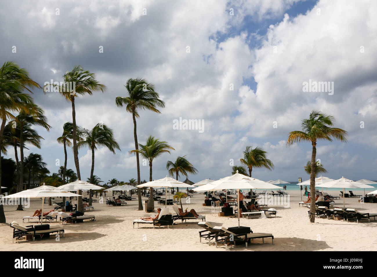 The best beaches of Aruba Eagle Beach in front of Elements Restaurant