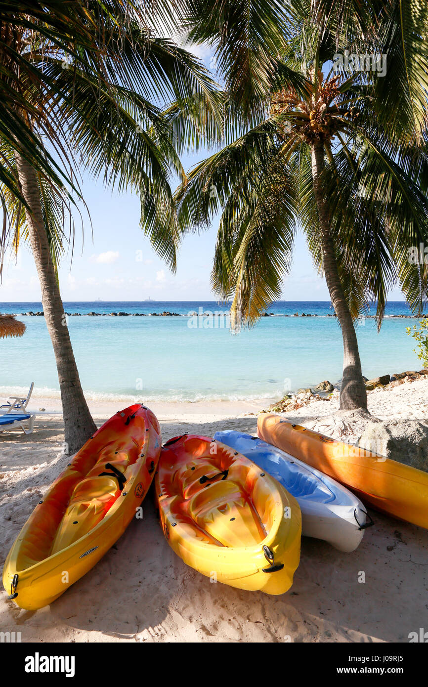 The Best Beaches Of Aruba Flamingo Beach Of The Renaissance