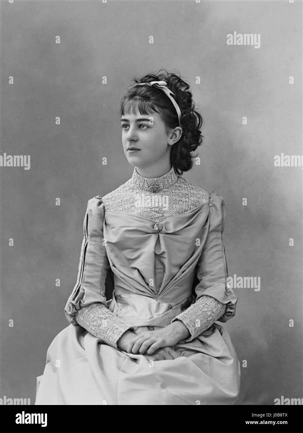 French family portrait 1875 hi-res stock photography and images - Alamy