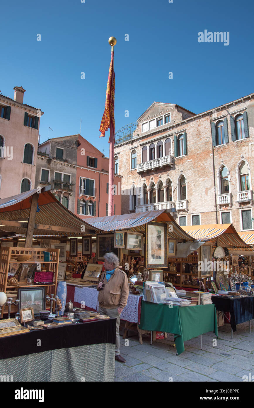 Antiques market in Campo San Maurizio square, Venice Stock Photo Alamy Antiques market in Campo San Maurizio square, Venice Stock Photo Alamy