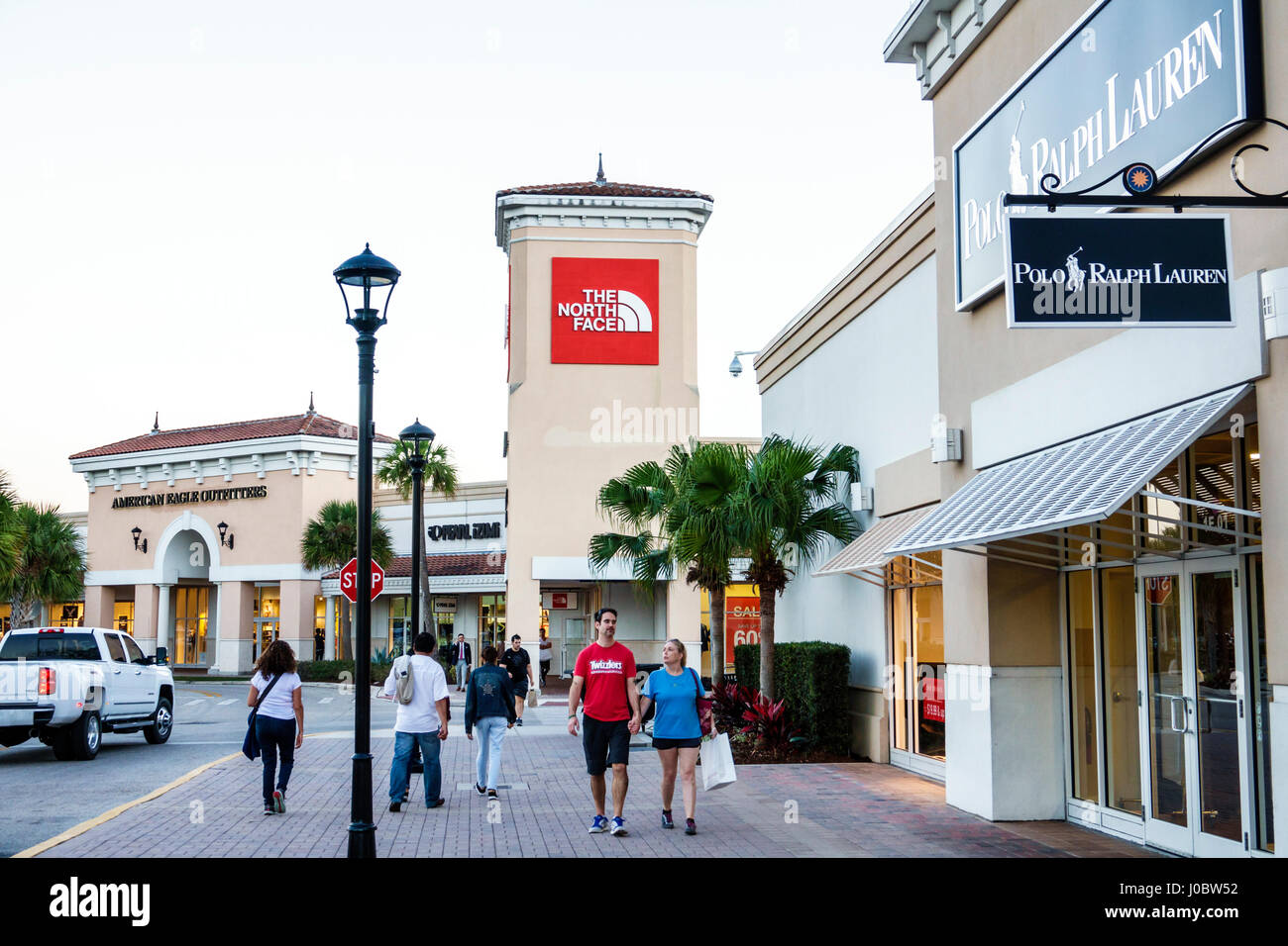 Orlando Florida Orlando International Premium Outlets shopping store Stock Photo: 137944158 - Alamy