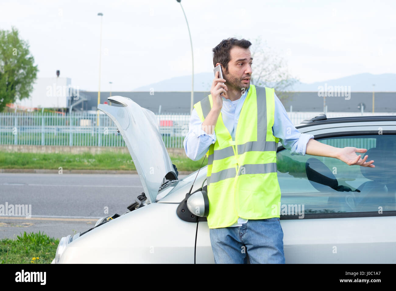 Calling breakdown services hi-res stock photography and images - Alamy