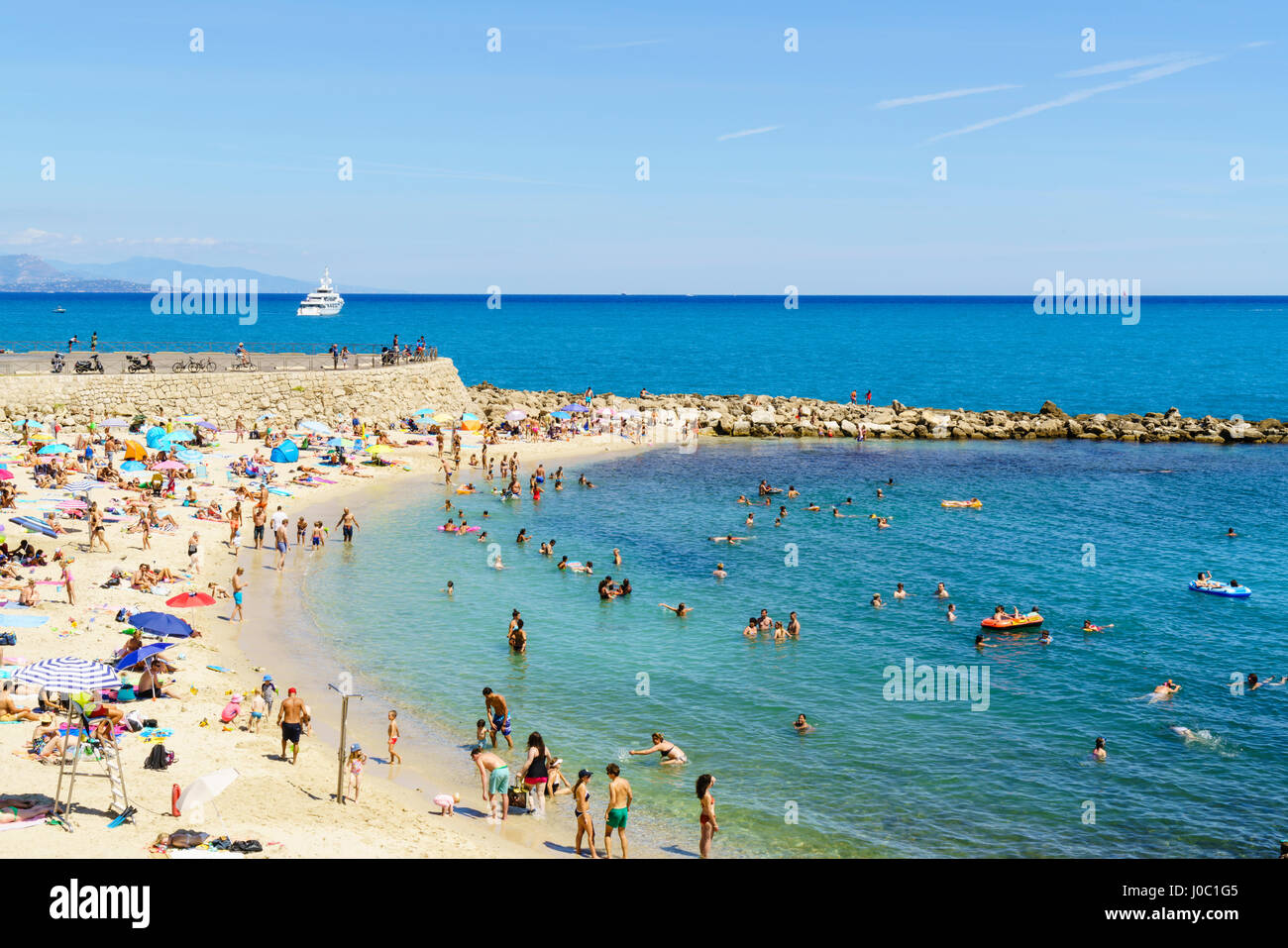 Plage de la gravette hires stock photography and images Alamy