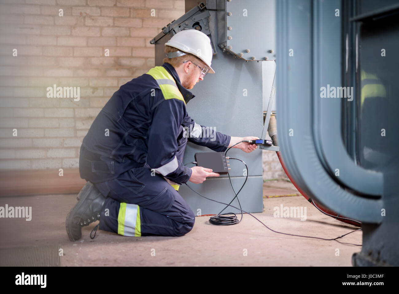 Electricity testing hires stock photography and images Alamy