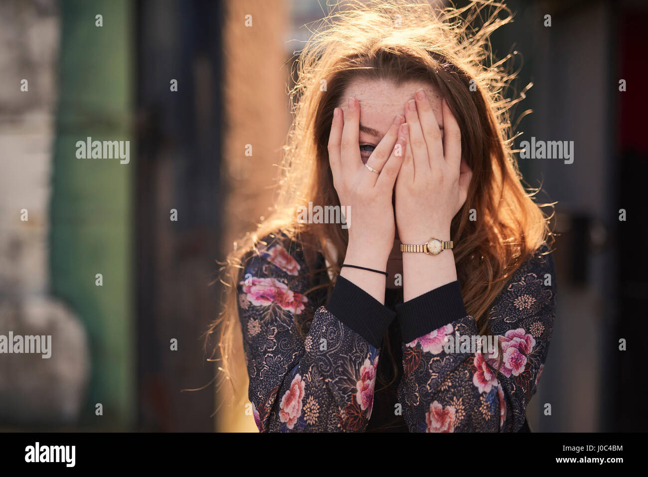 Hands covering face woman hi-res stock photography and images - Alamy