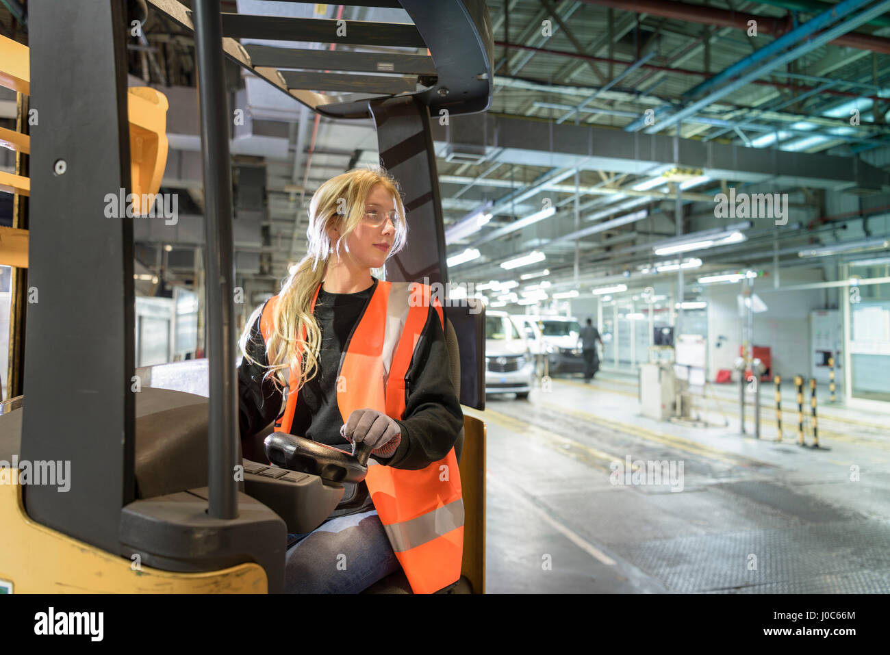 Forklift Driver High Resolution Stock Photography And Images Alamy