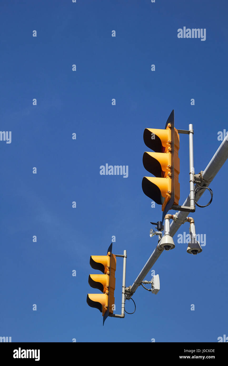 Pair of traffic lights hires stock photography and images Alamy