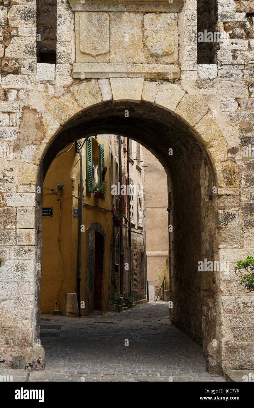 gateway,gate,Alley, Aups, Var department, Provence-Alpes-Côte d'Azur, France,Europe Stock Photo
