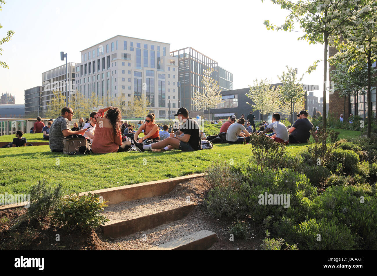 Spring in Wharf Road Gardens, near Granary Square, at Kings Cross, NC1