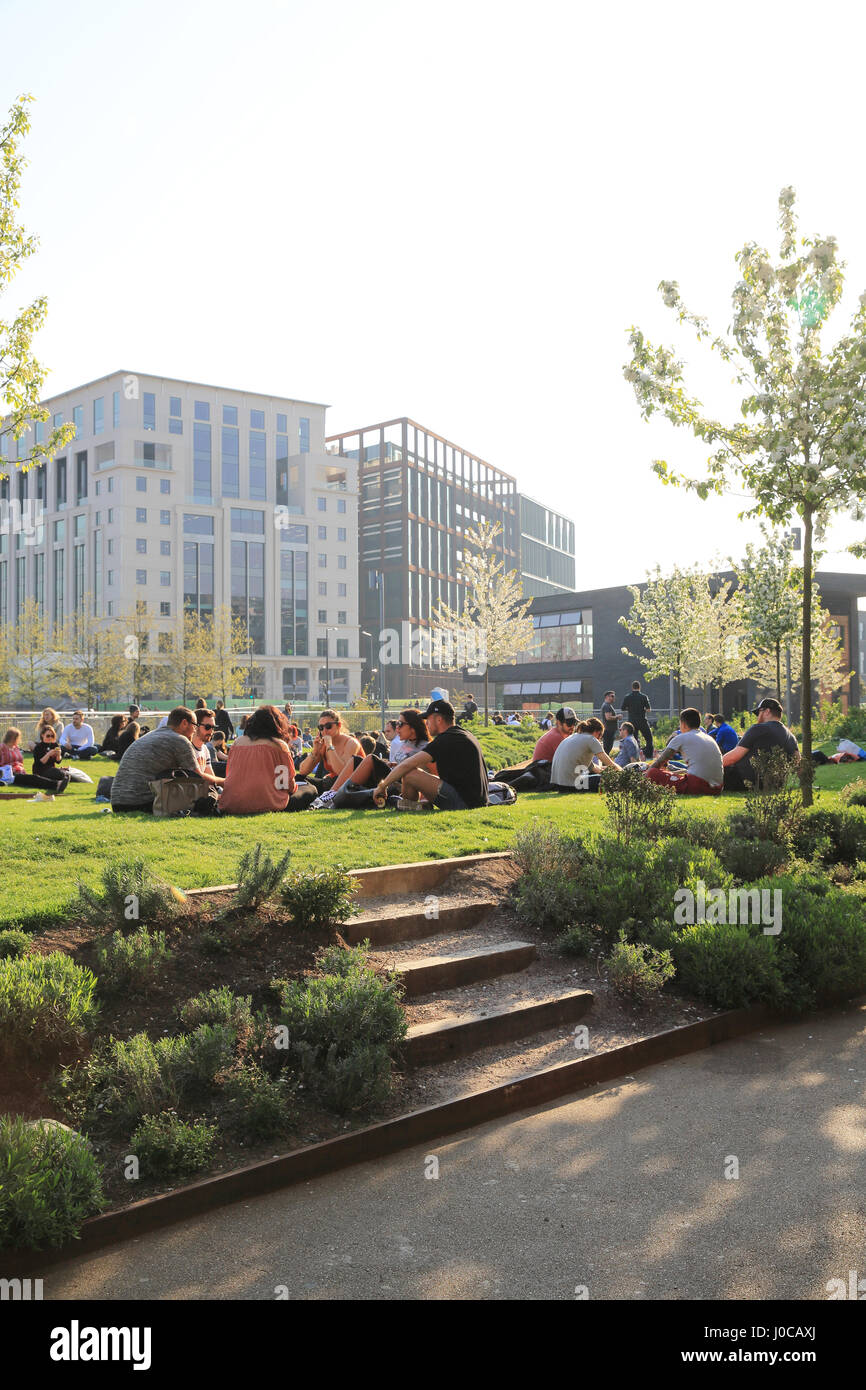 Spring in Wharf Road Gardens, near Granary Square, at Kings Cross, NC1