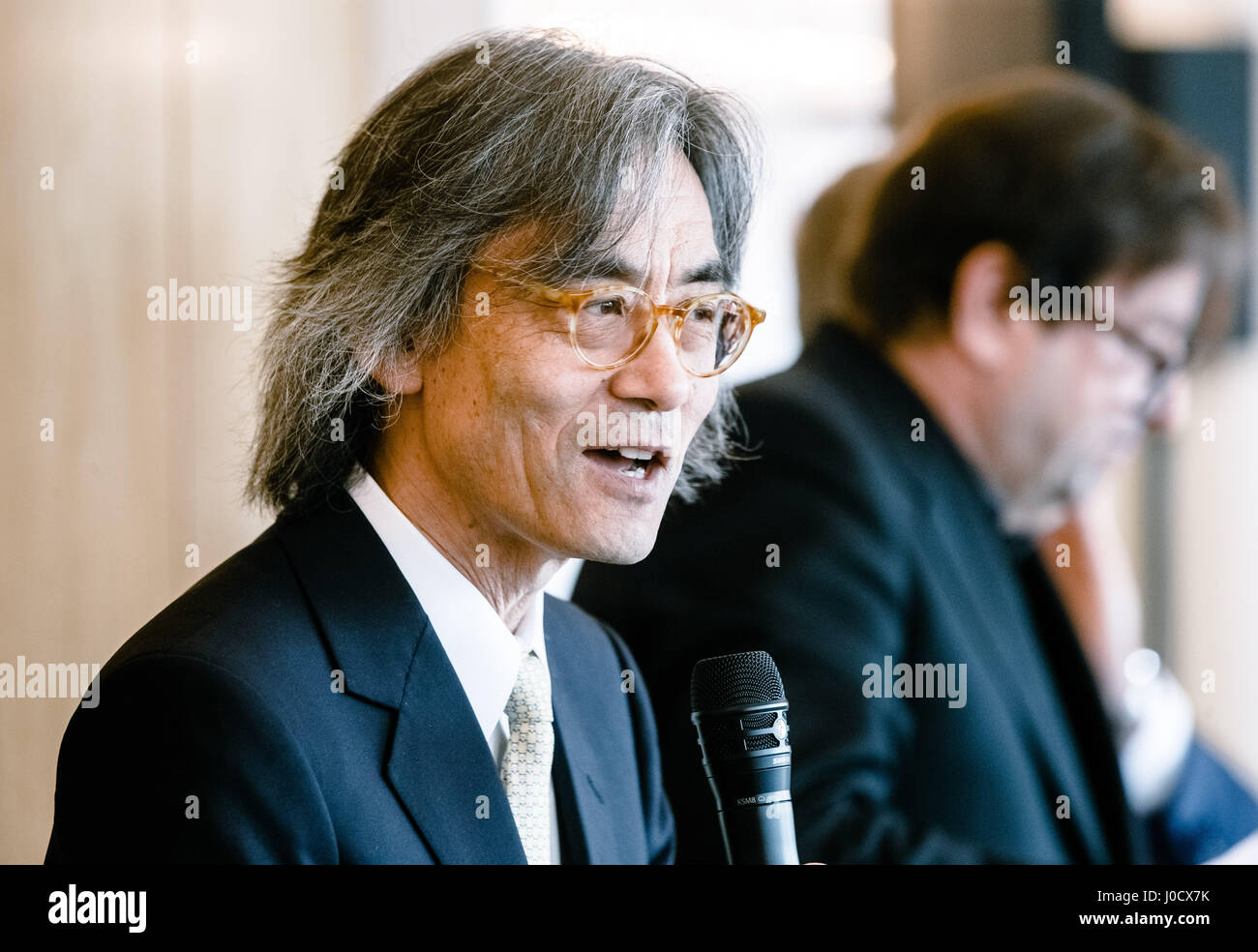 Hamburg, Germany. 11th Apr, 2017. Kent Nagano, the general musical director and head director of the Philharmonic State Orchestra, talks about his projects in the Hamburg State Opera's 2017/18 season. Photo: Markus Scholz/dpa/Alamy Live News Stock Photo