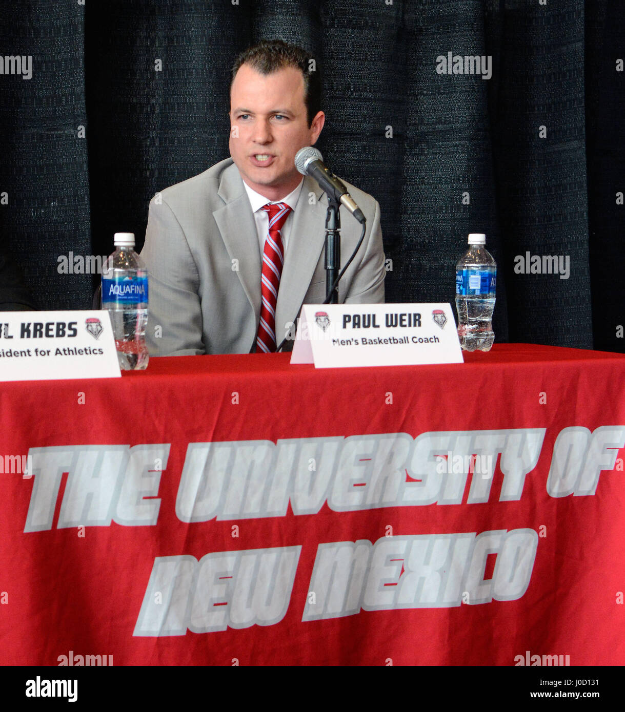 Albuquerque, NM, USA. 11th Apr, 2017. UNM's new men's basketball coach Paul Weir. Tuesday April 11, 2017. Credit: Jim Thompson/Albuquerque Journal/ZUMA Wire/Alamy Live News Stock Photo