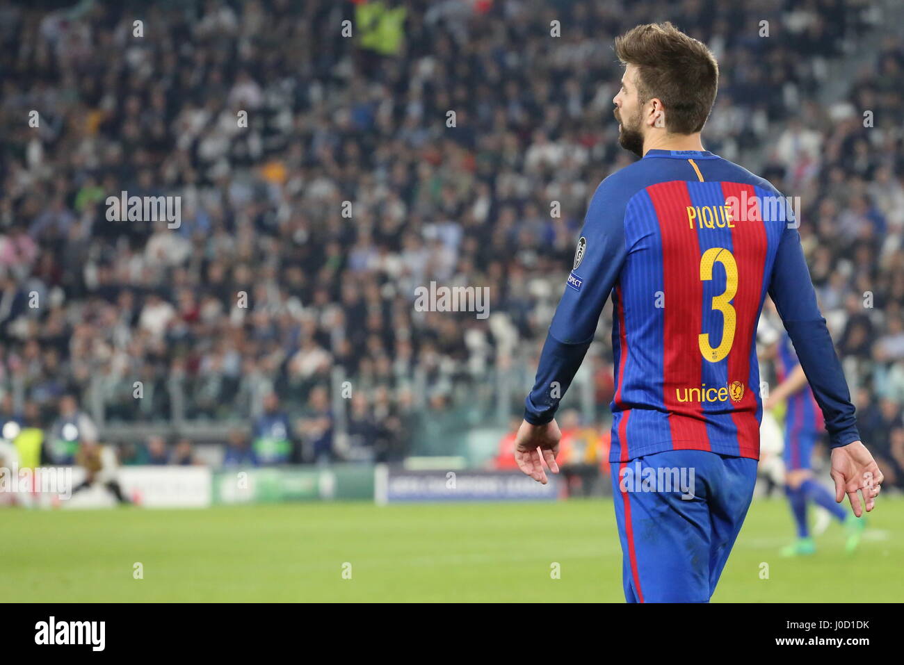 Turin, Italy. 11th Apr, 2017. Gerard Pique (FCB Barcelona) during the 1st leg of Champions League quarter-final between Juventus FC and FCB Barcelona at Juventus Stadium on April 11, 2017 in Turin, Italy. Juventus won 3-0 over Barcelona. Credit: Massimiliano Ferraro/Alamy Live News Stock Photo