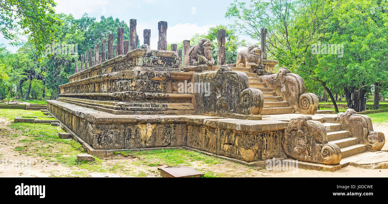 The best way to enjoy the ancient art and architeture of Sri Lanka is to visit Polonnaruwa archaeological sites. Stock Photo