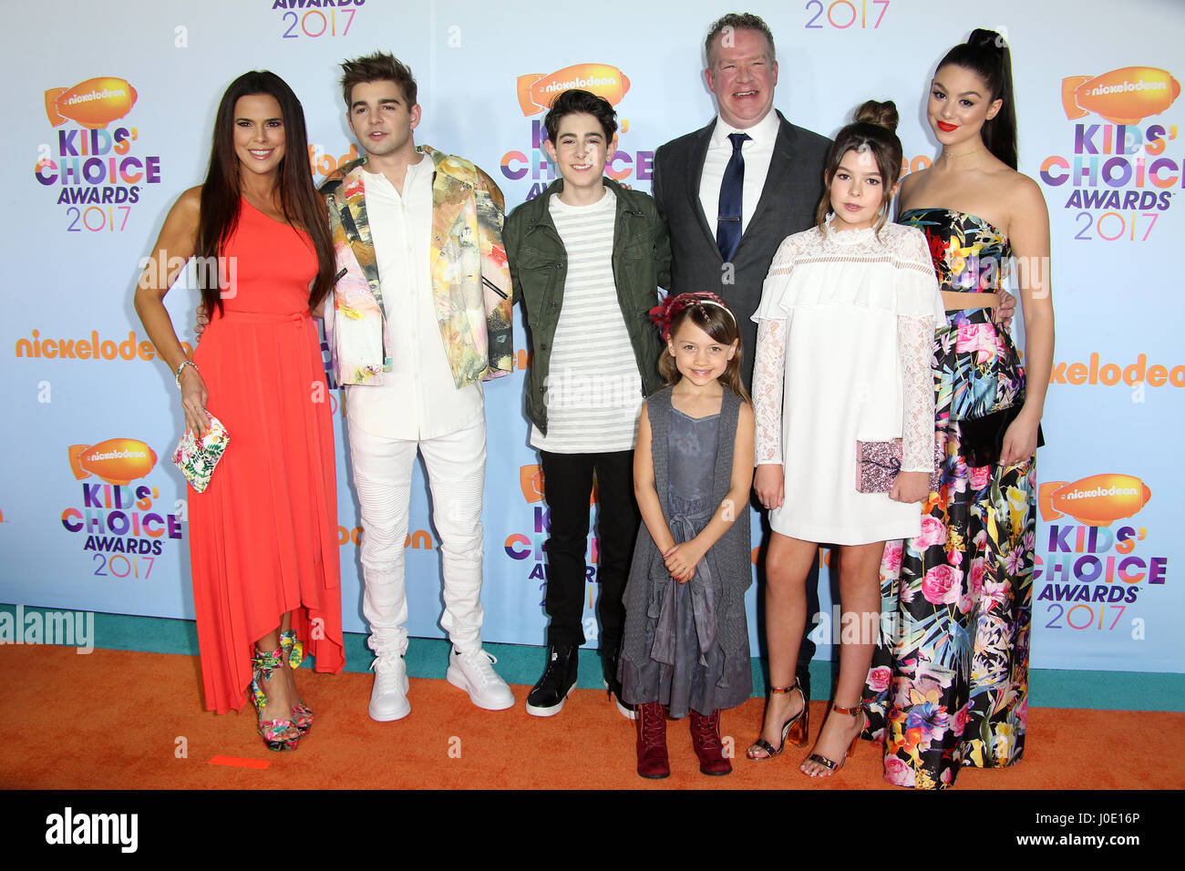 Nickelodeon's 2017 Kids' Choice Awards - Arrivals Featuring: Rosa Blasi,  The cast of 'The Thundermans' Where: Los Angeles, California, United States  When: 12 Mar 2017 Stock Photo - Alamy
