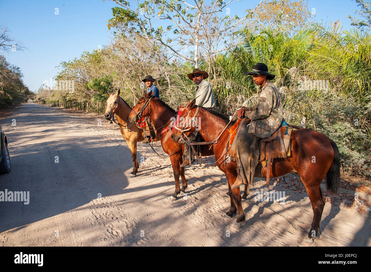 Vestimenta do peao pantaneiro hi-res stock photography and images - Alamy