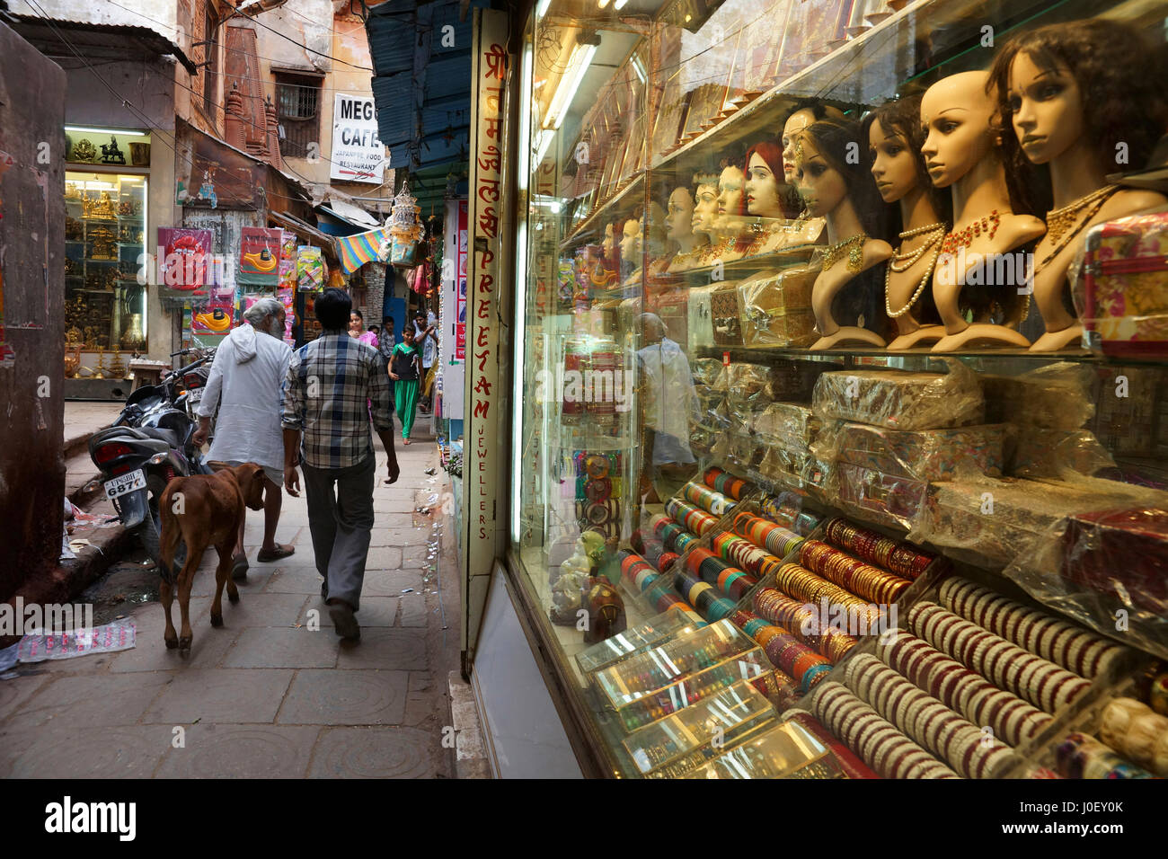 Jewellery shop in varanasi hires stock photography and images Alamy