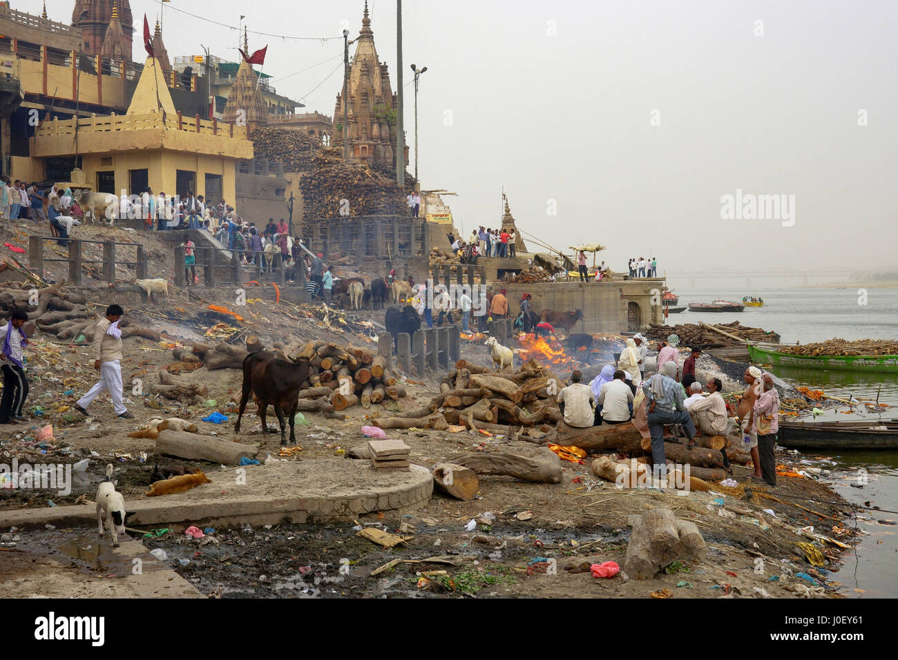 Manikarnika ghat, varanasi, uttar pradesh, india, asia Stock Photo