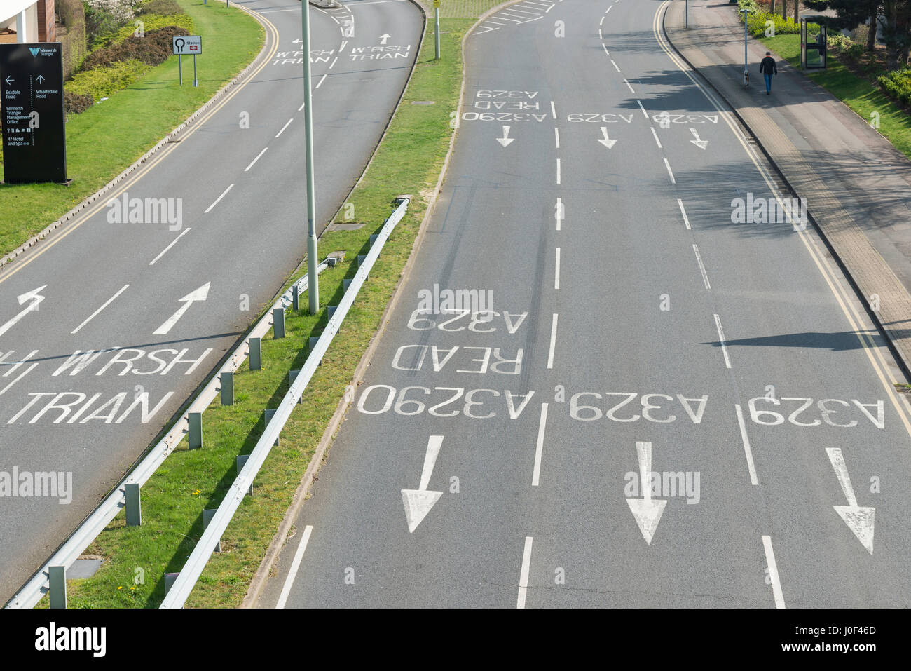 Road markings uk hires stock photography and images Alamy