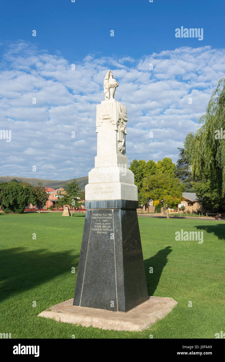Naauwpoort Monument on The Main Square Green, Clarens, Free State