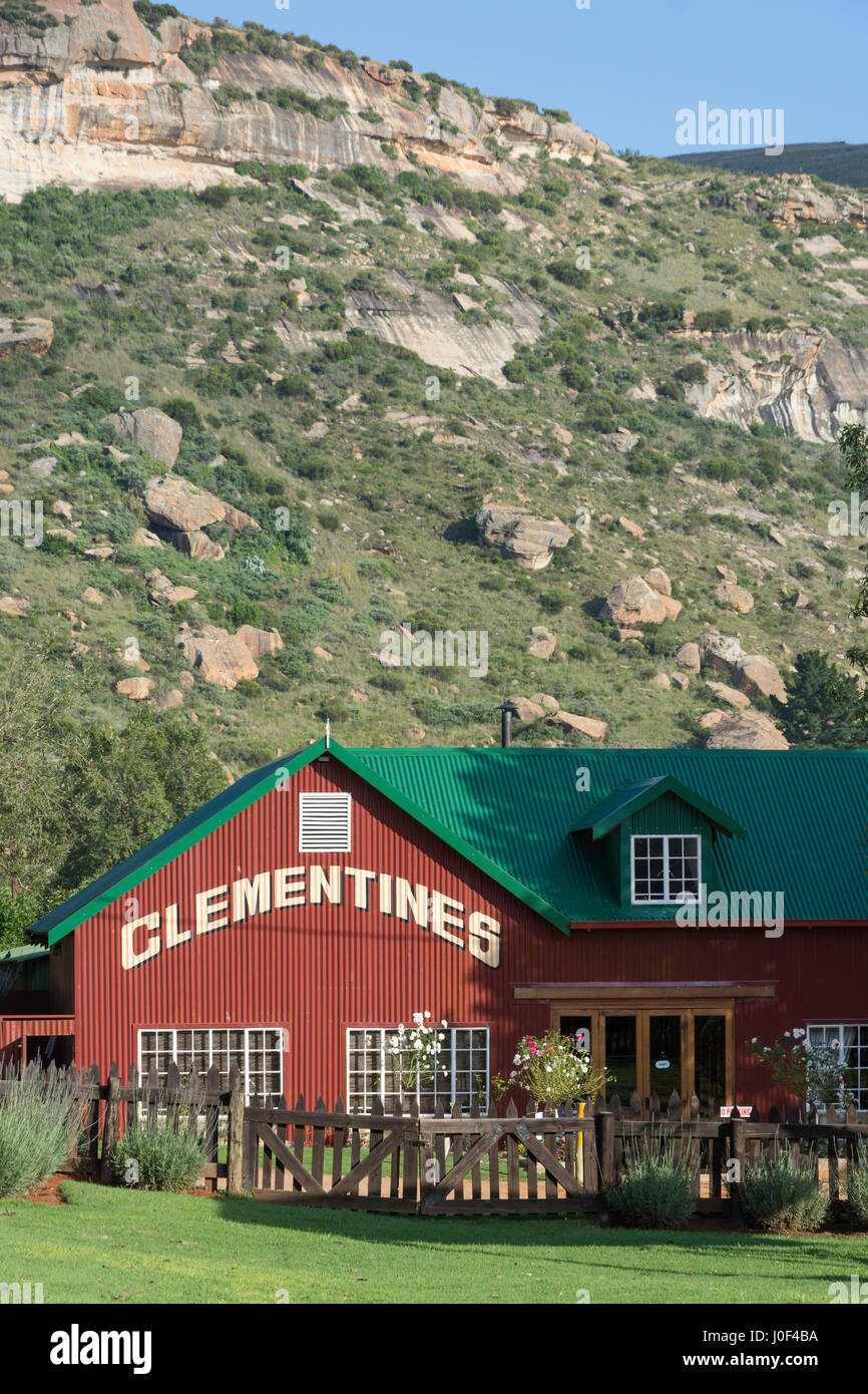 Clementines Restaurant and Bar, Corner Van Zyl & Church Street, Clarens Stock Photo